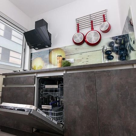 Apartment Nevera Rijeka Bagian luar foto