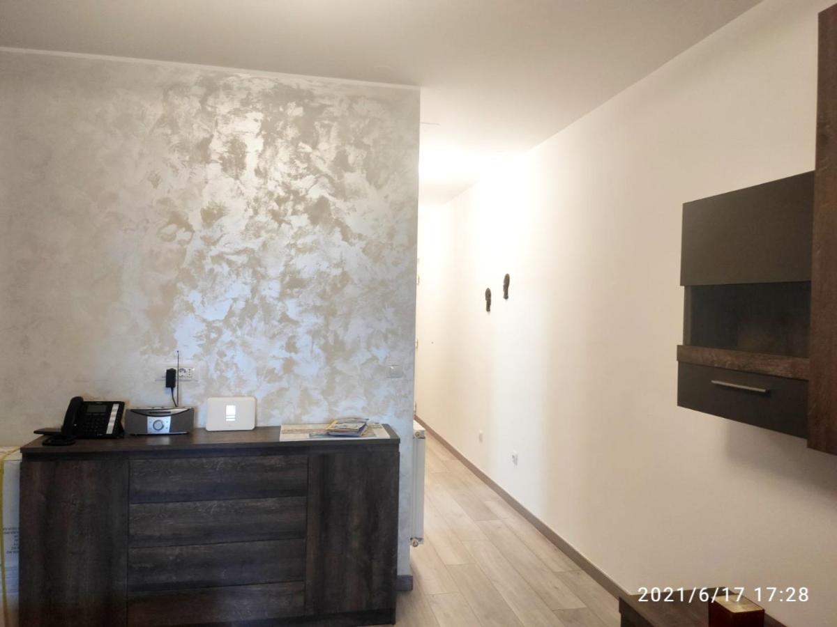 Apartment Nevera Rijeka Bagian luar foto