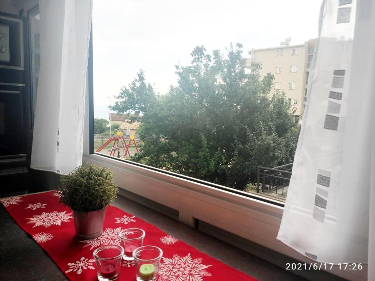Apartment Nevera Rijeka Bagian luar foto
