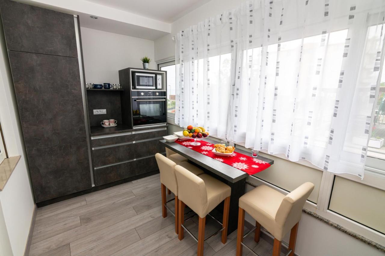 Apartment Nevera Rijeka Bagian luar foto
