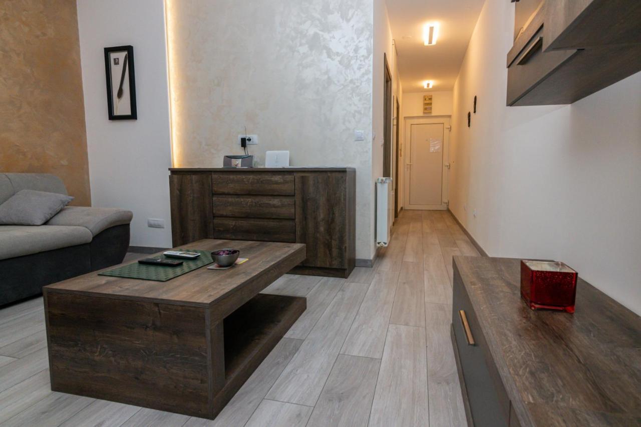 Apartment Nevera Rijeka Bagian luar foto
