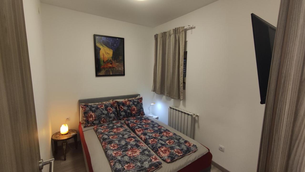 Apartment Nevera Rijeka Bagian luar foto